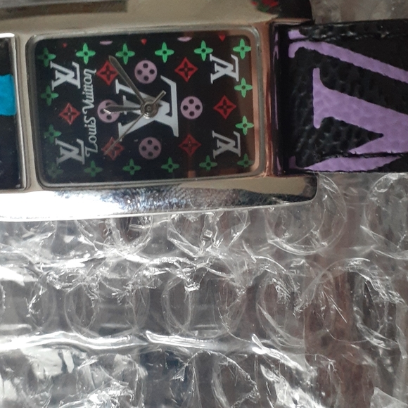 vintage louis vuitton women's watch - Picture 3 of 4